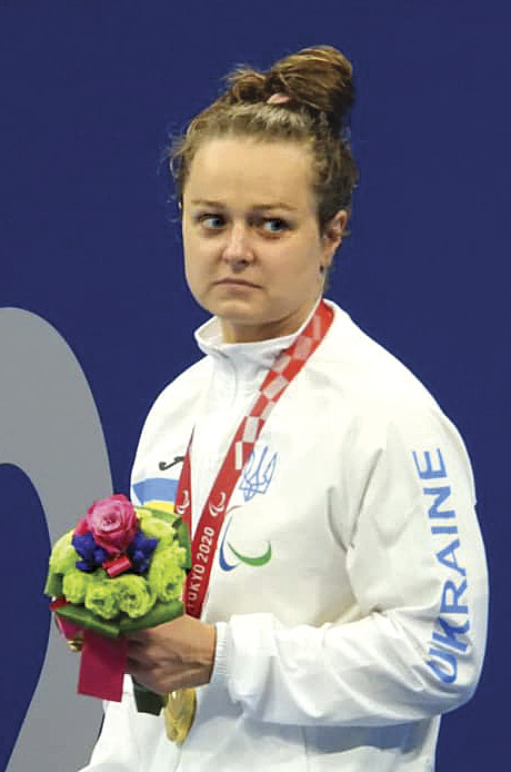 Анна Стеценко випередила всіх у басейні на дистанції 400 метрів вільним стилем. Її медаль стала того дня другою золотою в активі нашої команди